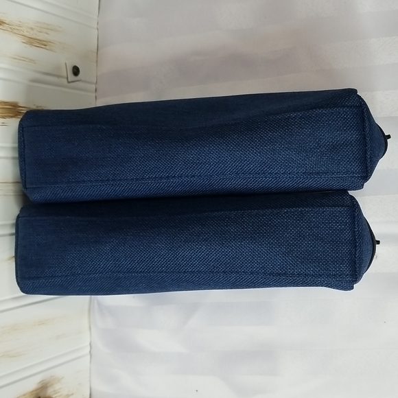 APL FOR AMERICAN AIRLINES SET OF 2 BLUE EMENTY BAGS - Picture 2 of 7